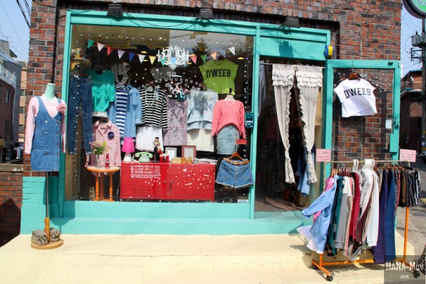 120413 Vintage store  Hongdae - Seoul - HANA-Muv.com Photo-1